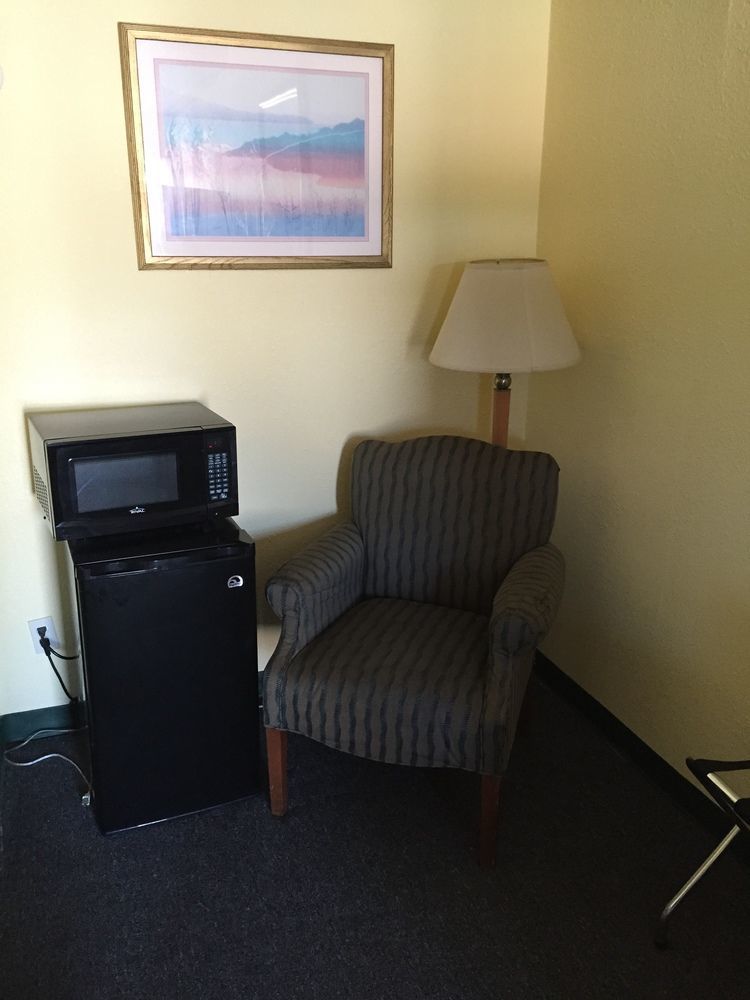 Park Hill Inn And Suites Oklahoma City Exteriör bild
